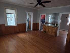 811 N Townsend St - Photo 1 of 1
