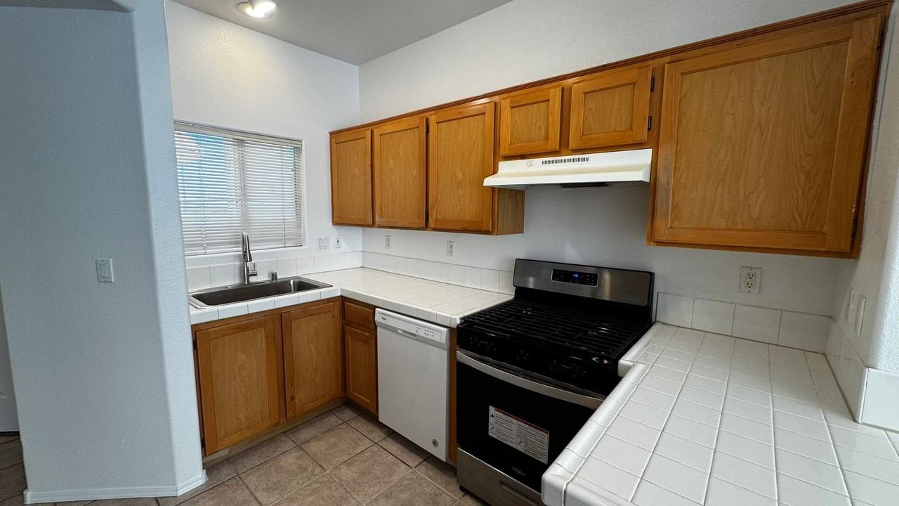8501 W University Ave #2088 - Photo 6 of 24