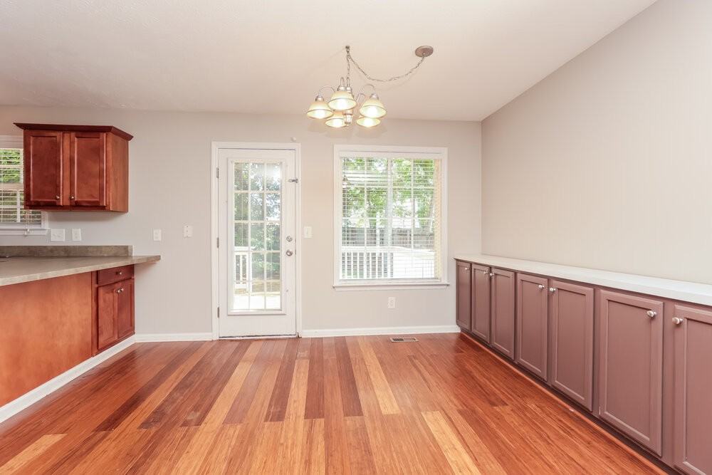 3404 Whitesail Ct - Photo 6 of 17