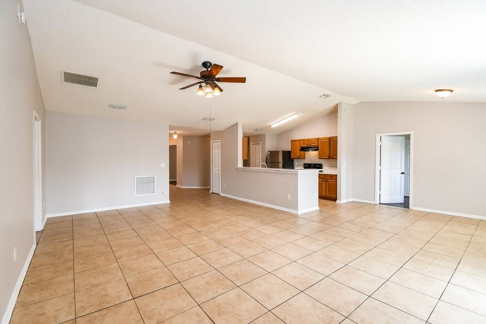 11266 Silver Key Dr - Photo 3 of 16