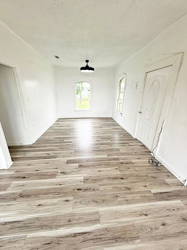 108 W Walnut St - Photo 5 of 16