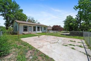 featured image of 2908 W 9th St N