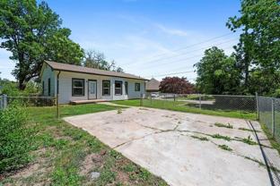 2908 W 9th St N - Photo 1 of 1