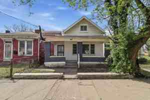 featured image of 2324 Magazine St