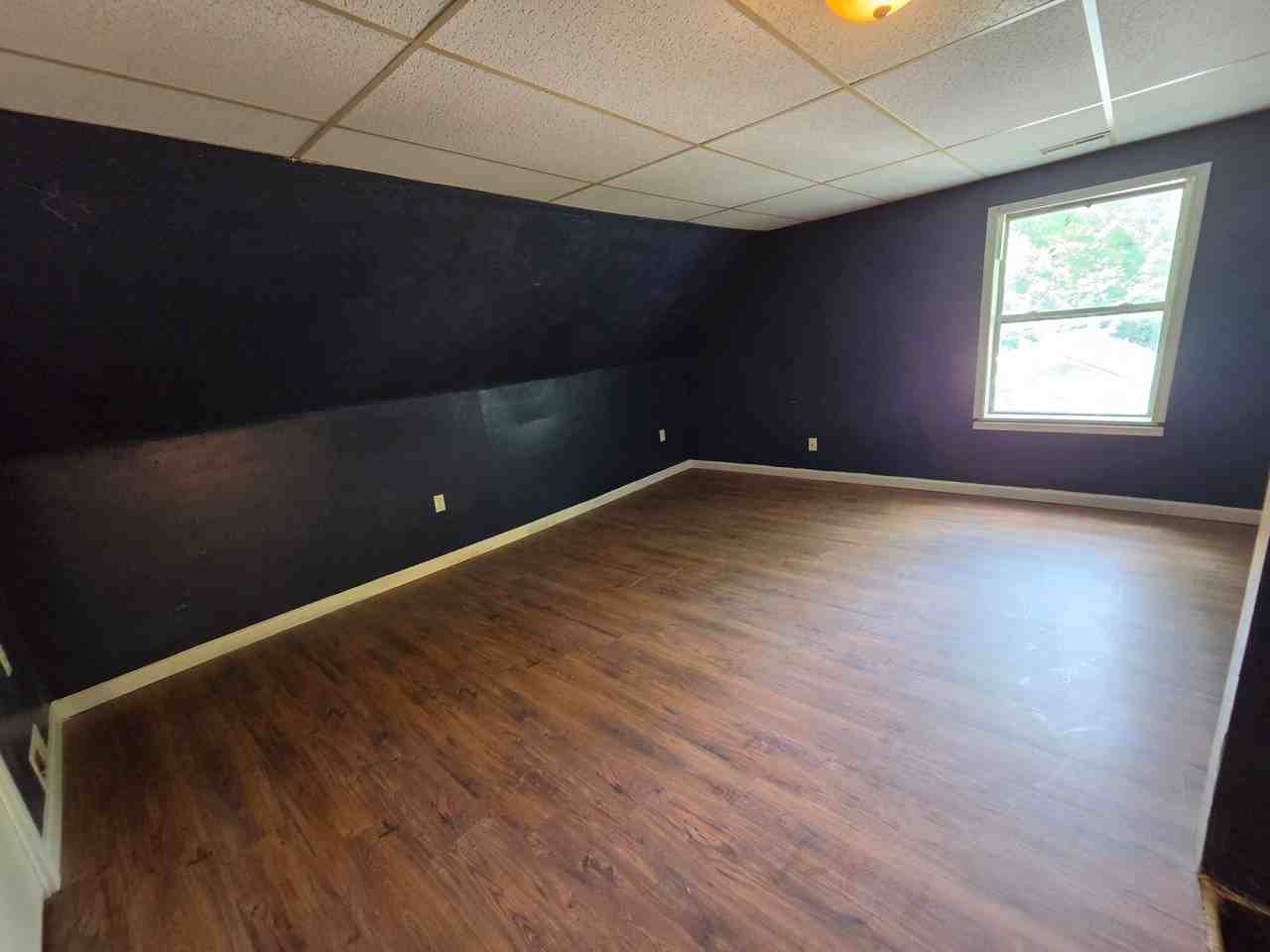 923 Chestnut St #3 - Photo 3 of 10