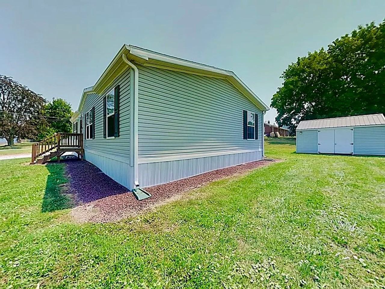 902 Baltimore Rd - Photo 3 of 15