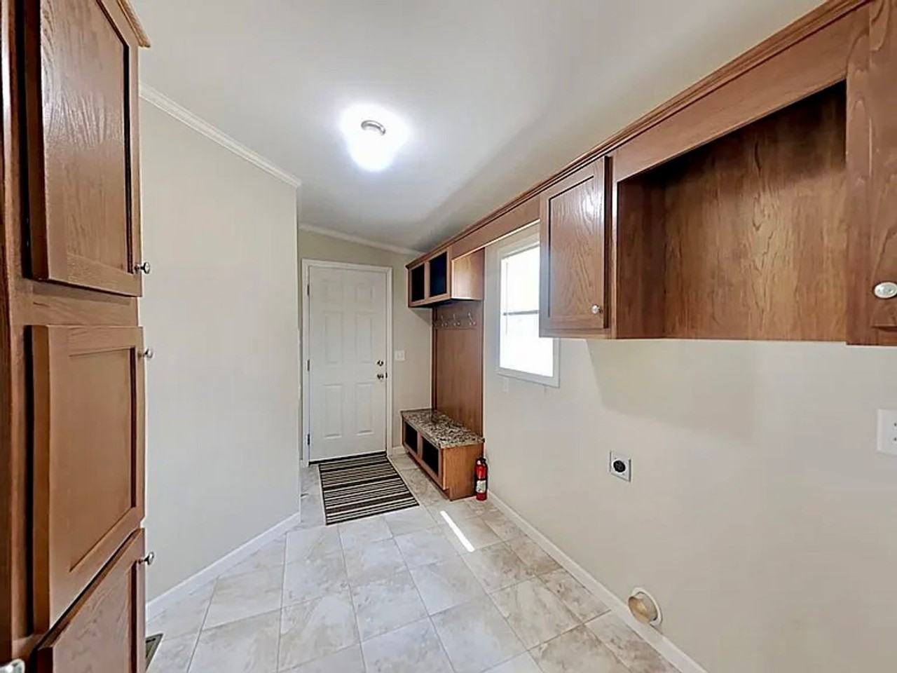 902 Baltimore Rd - Photo 5 of 15
