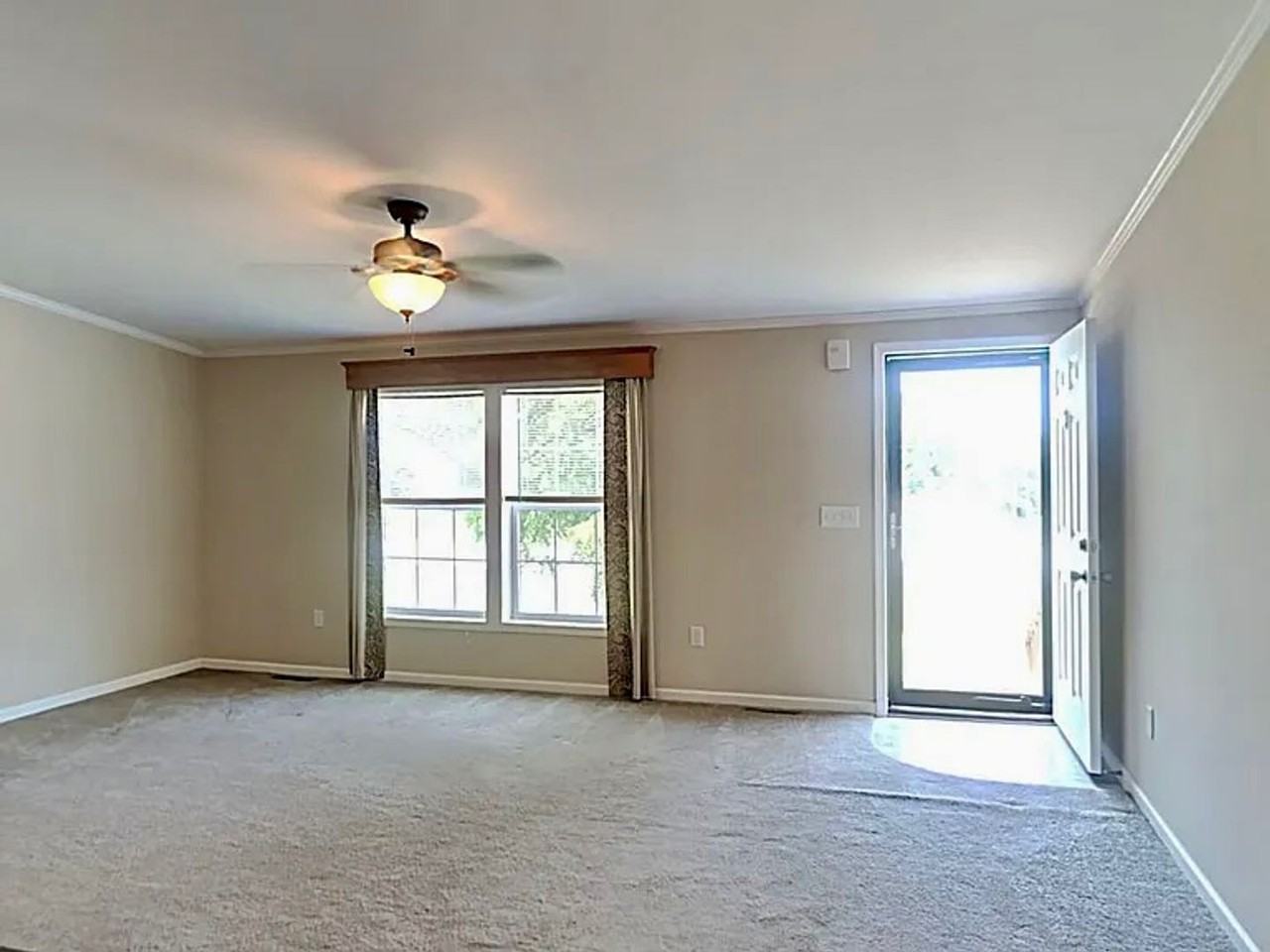 902 Baltimore Rd - Photo 6 of 15