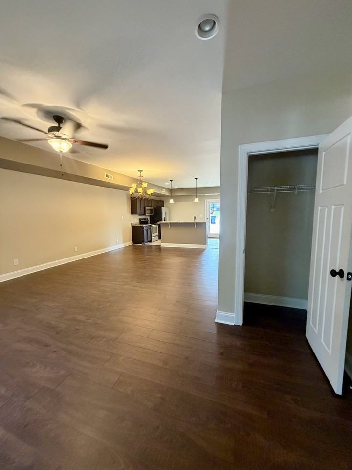 124 Capital St #1 - Photo 7 of 32