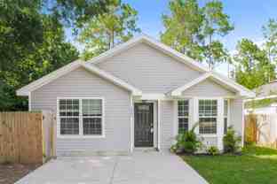 1040 W 7th St - Photo 1 of 1