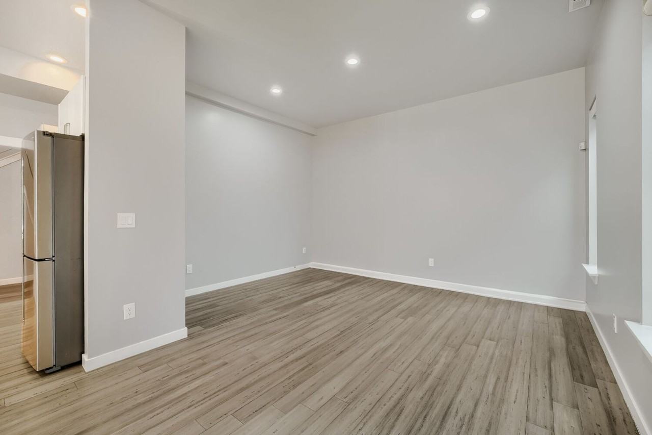 4736 25th Ave Sw - Photo 6 of 25
