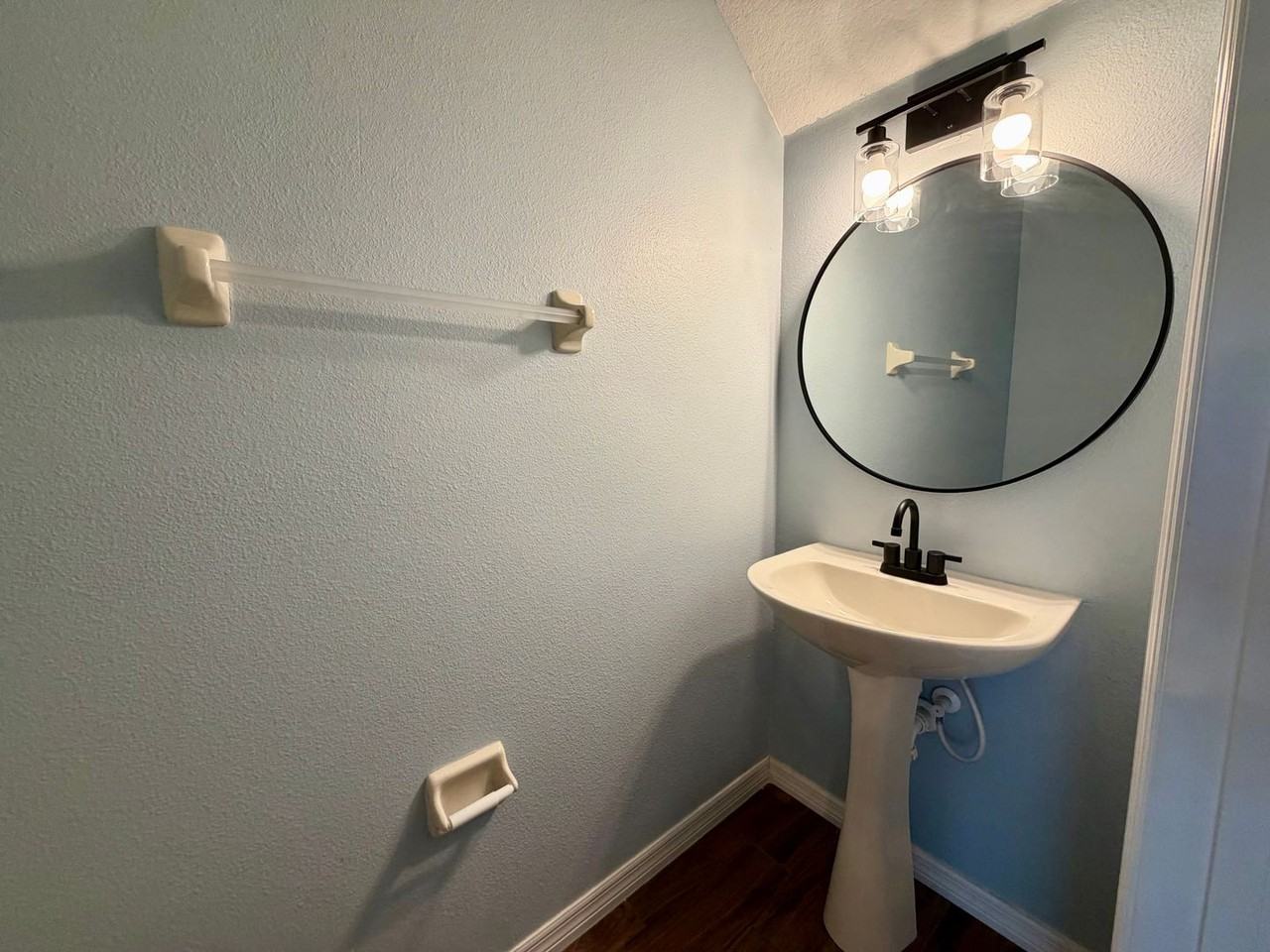 3482 Wilshire Way Rd #201 - Photo 6 of 16