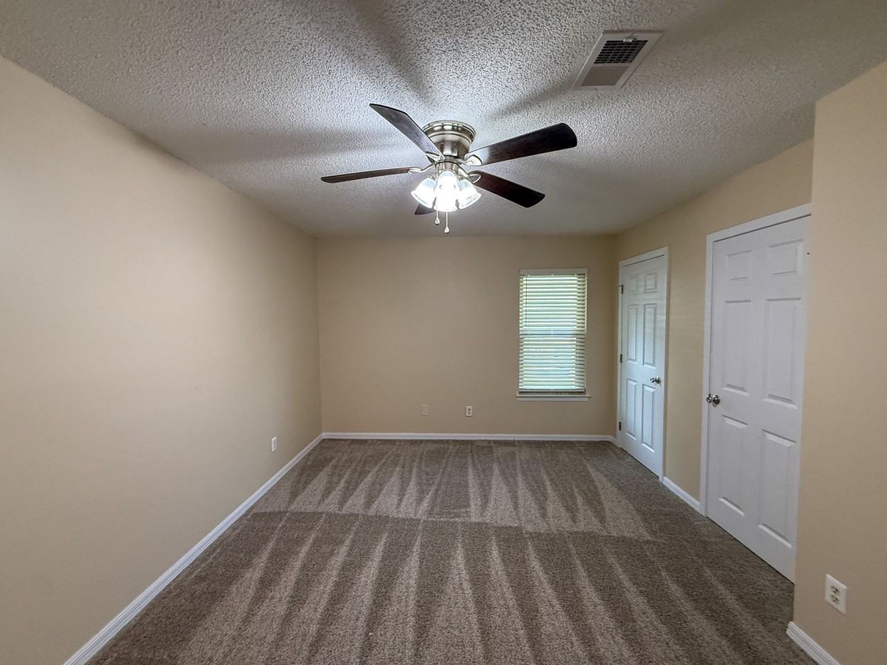 7724 Rustling Pines Dr - Photo 6 of 18