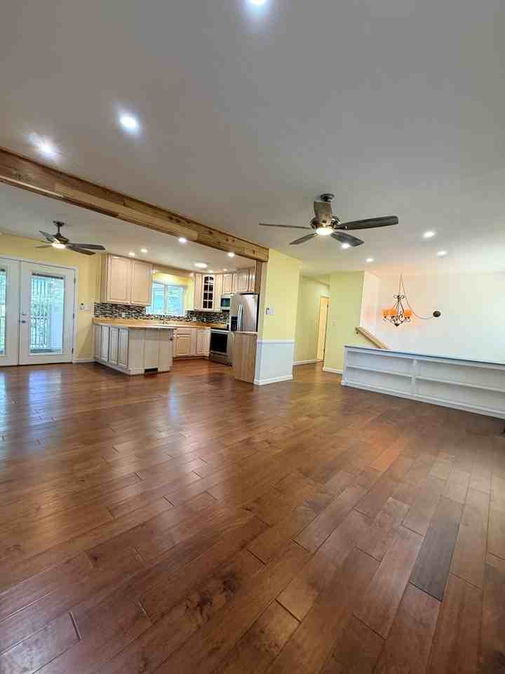 2245 Sandia Dr - Photo 4 of 30