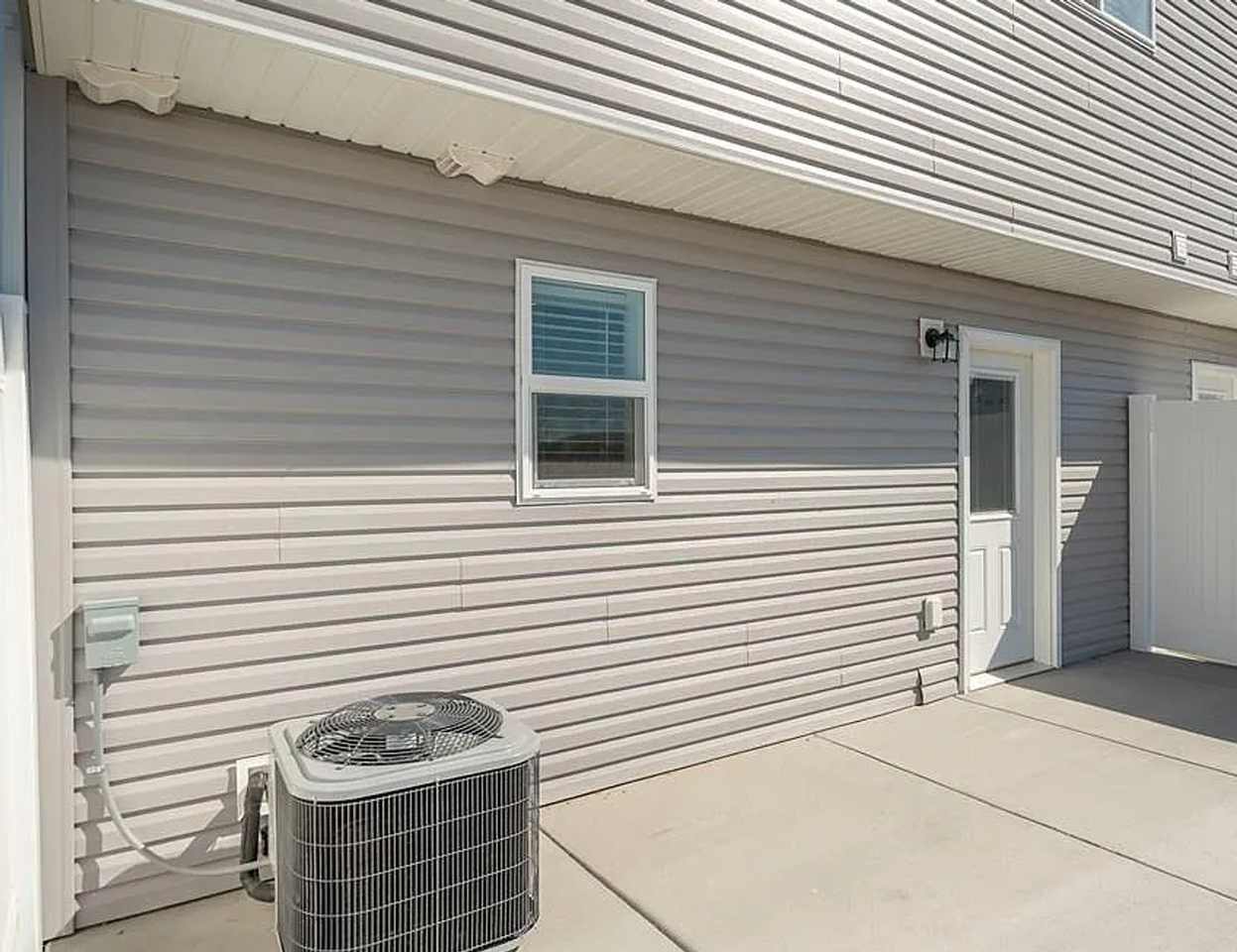 2015 Lawrence Ln #2006 - Photo 3 of 50
