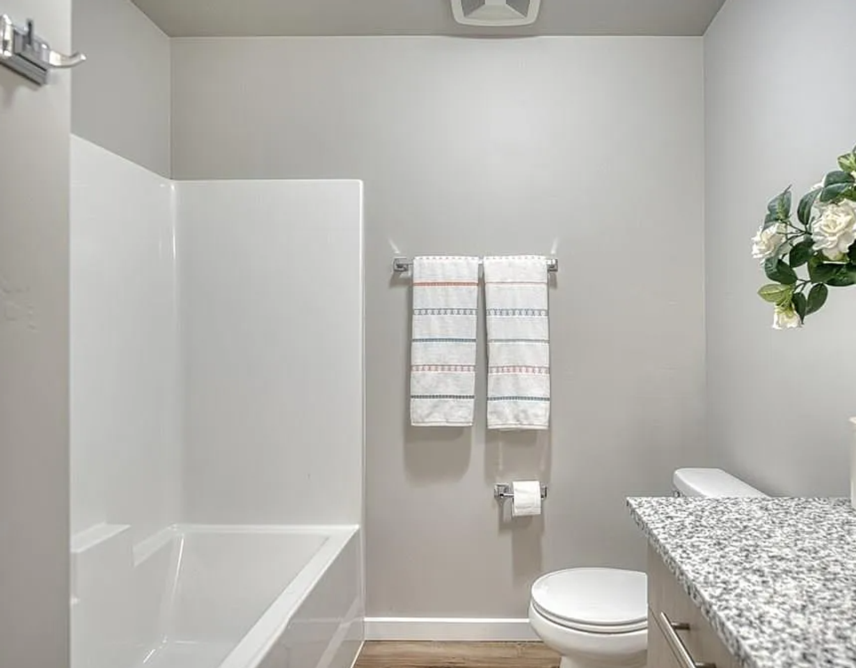 2015 Lawrence Ln #2006 - Photo 7 of 50