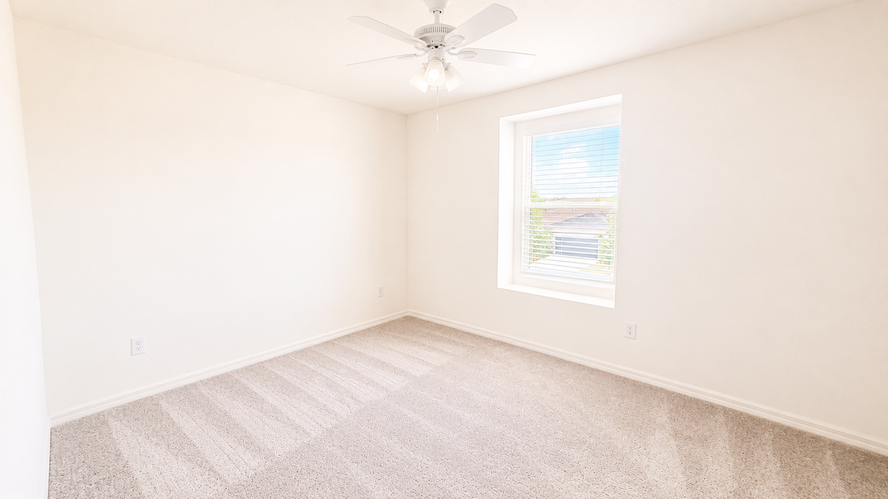 9581 Sandy Bluffs Cir - Photo 7 of 19
