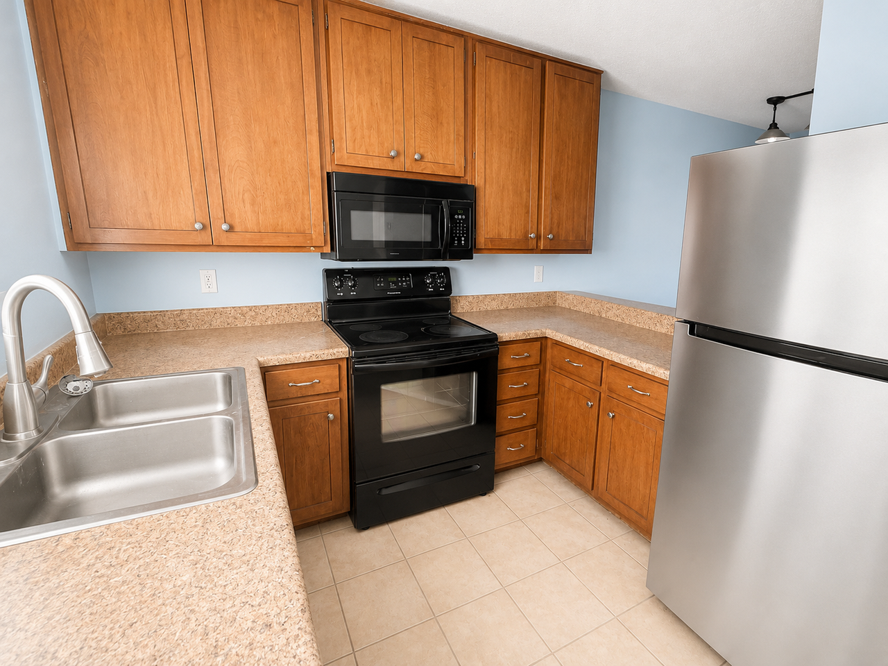 1491 Alamo St - Photo 3 of 8
