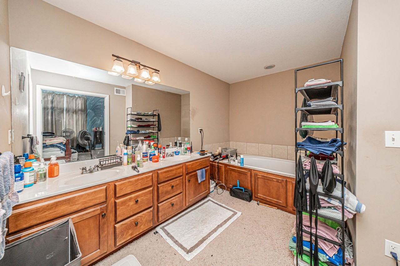 2608 Brooke Bnd - Photo 5 of 41