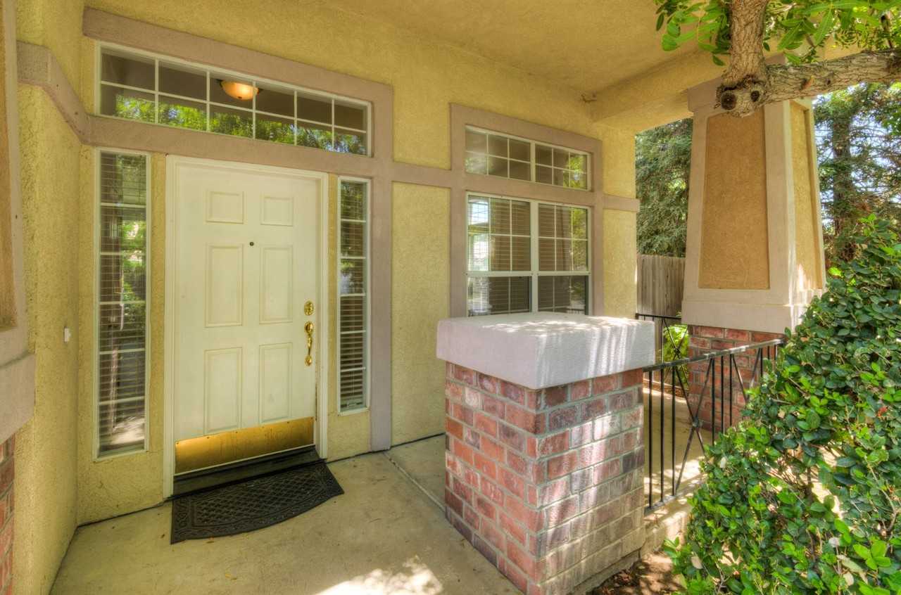 5508 W Bluff Ave - Photo 4 of 21