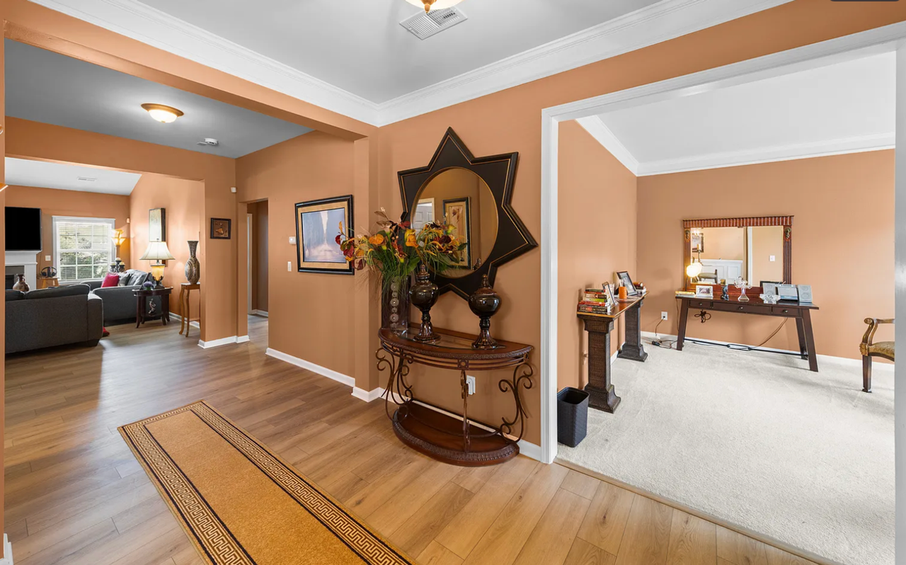 9693 Laurie Ave Nw - Photo 2 of 13
