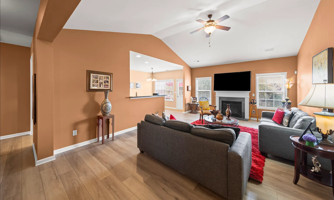 9693 Laurie Ave Nw - Photo 5 of 13