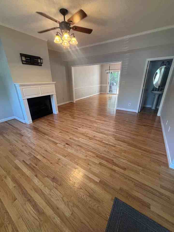277 N Oak Ave - Photo 2 of 22