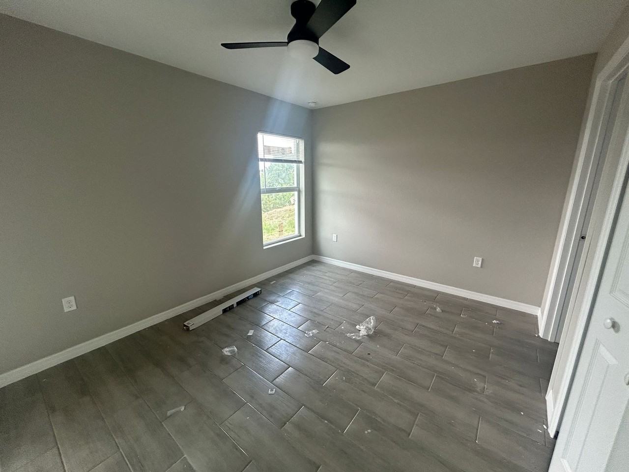 1402 Nw 11th Ter - Photo 6 of 6
