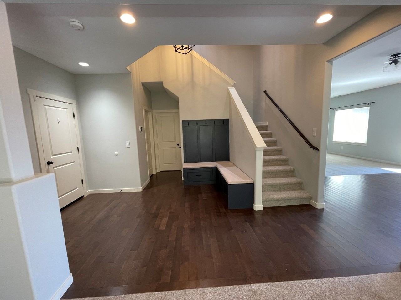 11327 58th Ave Se - Photo 7 of 40