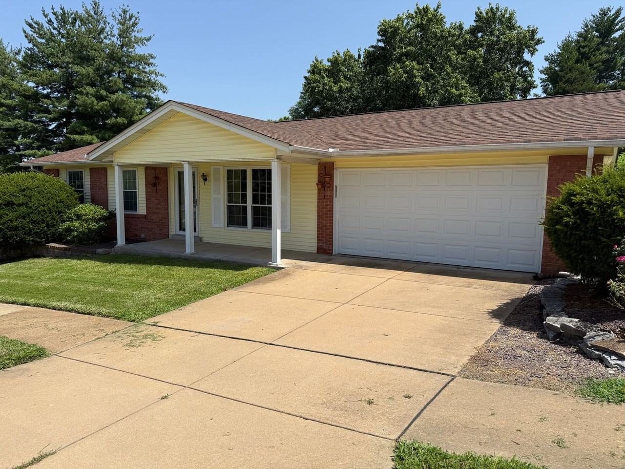 5360 Glencullen Way - Photo 2 of 37