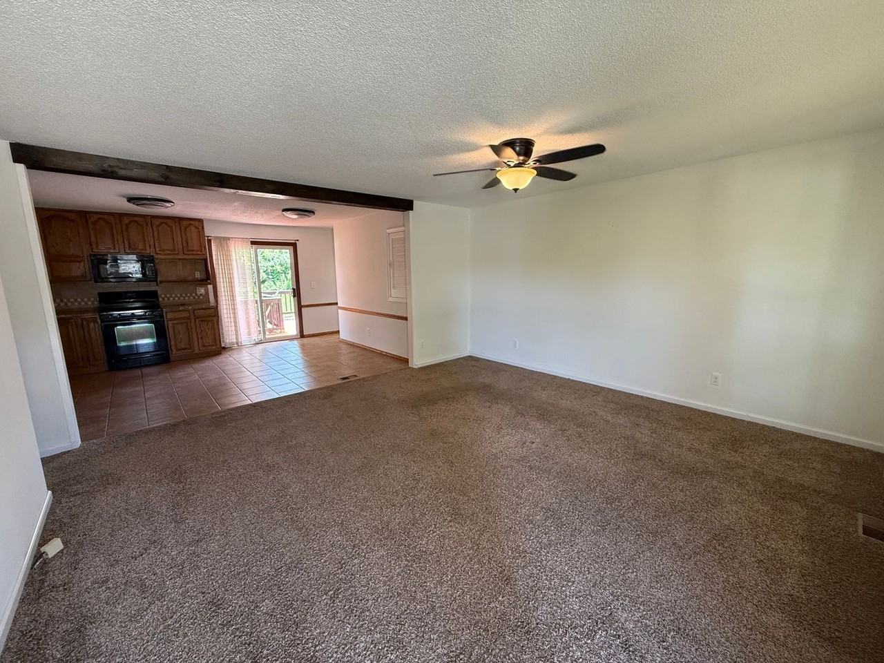 5360 Glencullen Way - Photo 3 of 37