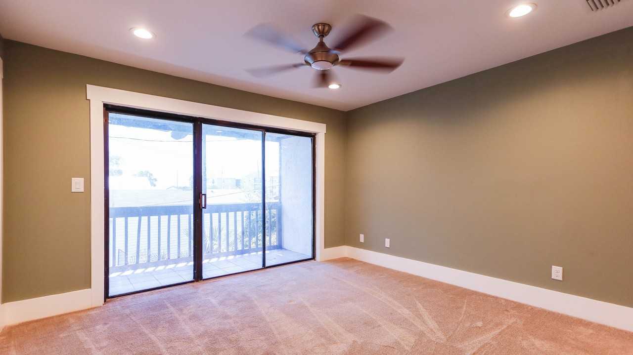 6475 Oakshore Dr #1 - Photo 5 of 6