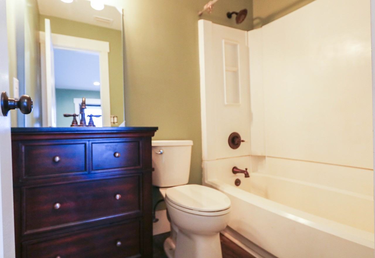 6475 Oakshore Dr #1 - Photo 6 of 6
