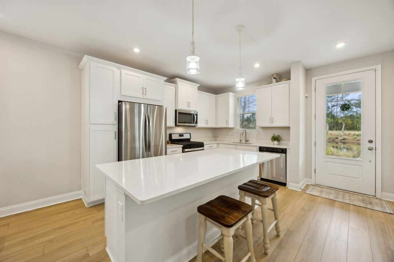 141 Redbud Ln #1 - Photo 4 of 24