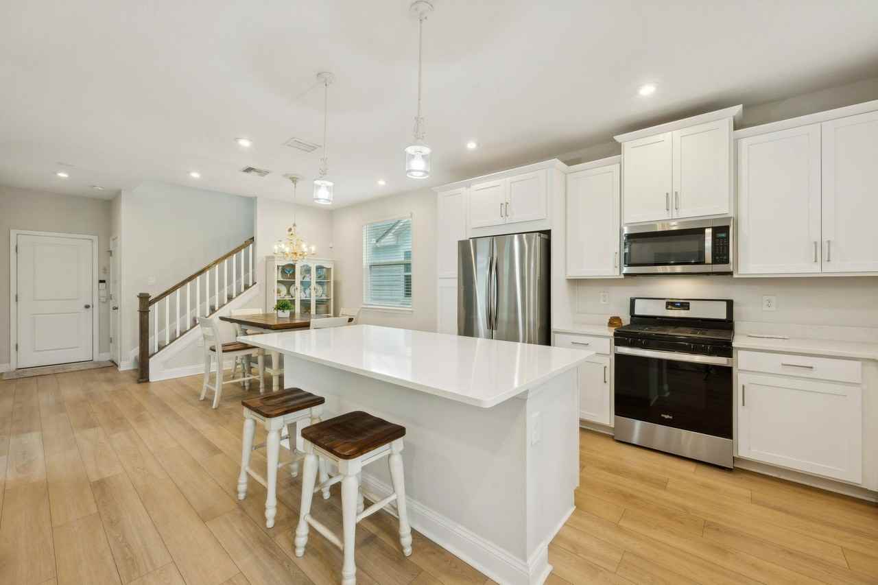 141 Redbud Ln #1 - Photo 5 of 24