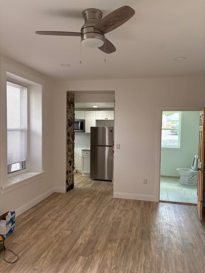 2851 Kutztown Rd #3 - Photo 3 of 18