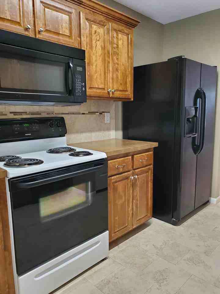 614B W Market St #2 - Photo 4 of 24