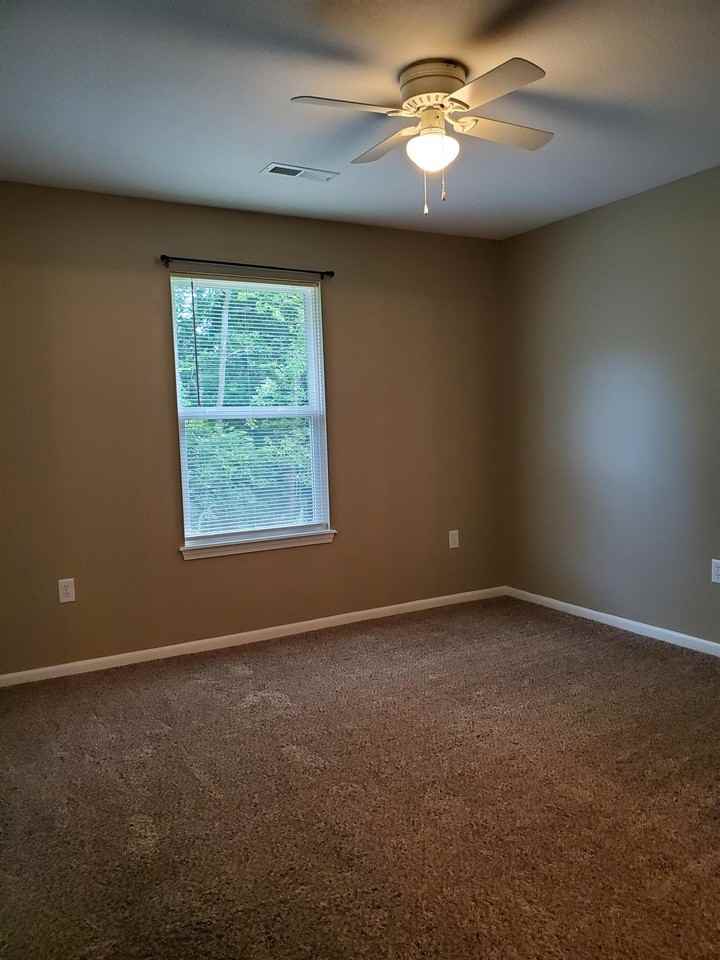 614B W Market St #2 - Photo 7 of 24
