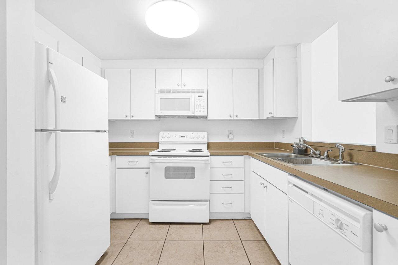 1250 South Miami AvenueUnit 812 #812 - Photo 7 of 48