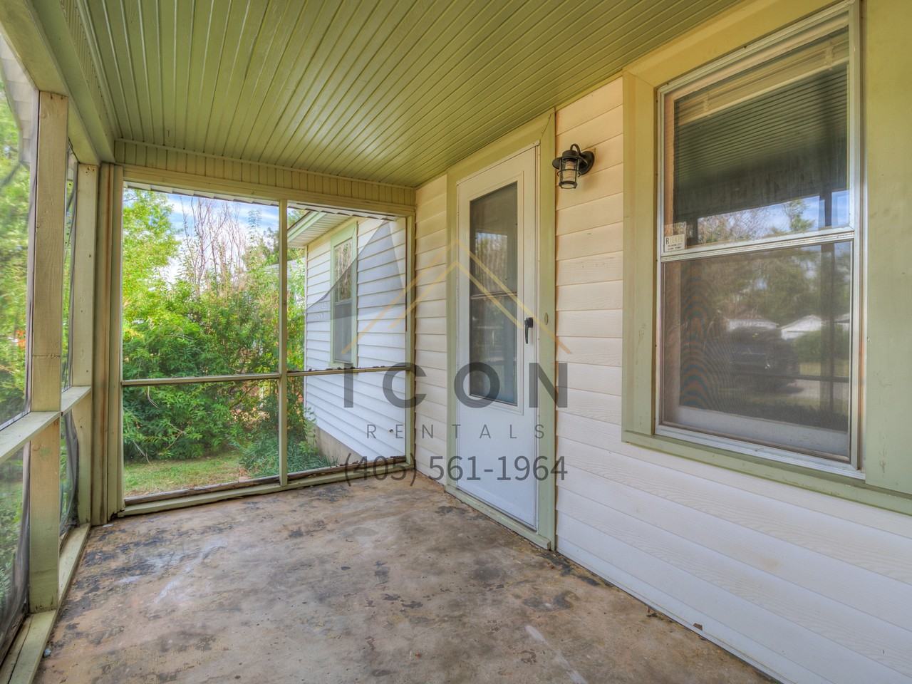 3228 Nw 11th St #1 - Photo 2 of 13
