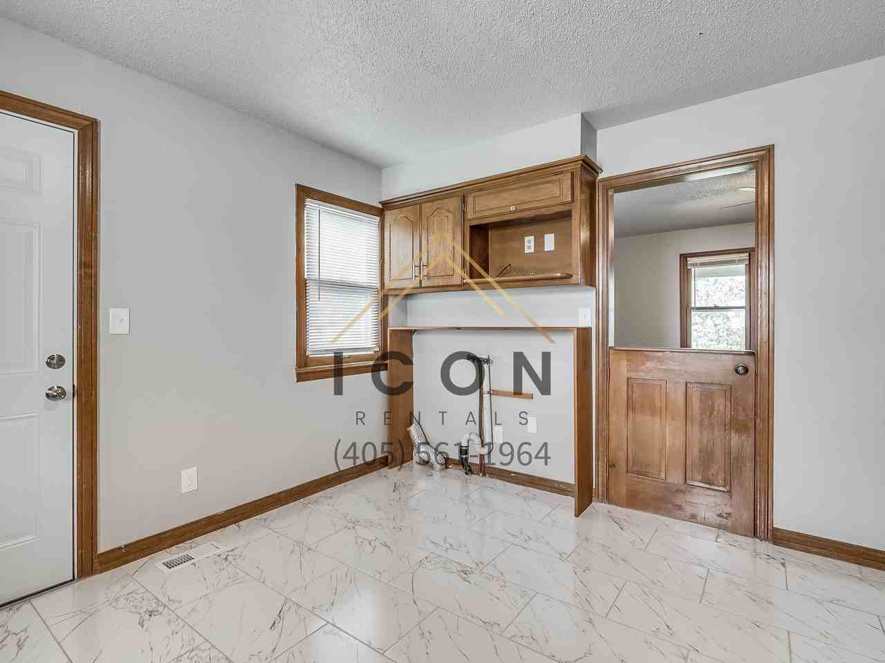 3228 Nw 11th St #1 - Photo 5 of 13
