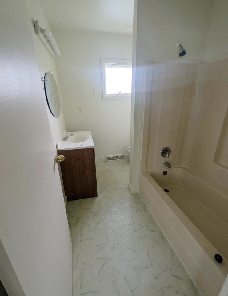 3318 Augusta St #1 - Photo 7 of 14
