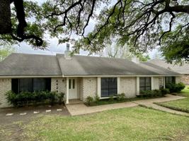 featured image of 6824 Edmond Ave
