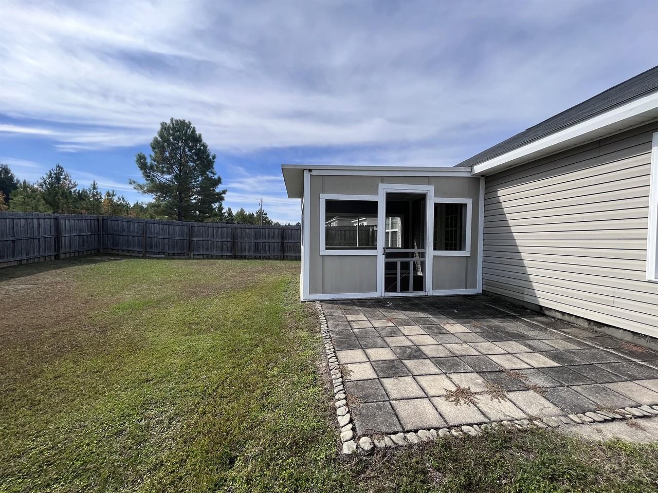206 N Bridgeport Dr #1 - Photo 6 of 9