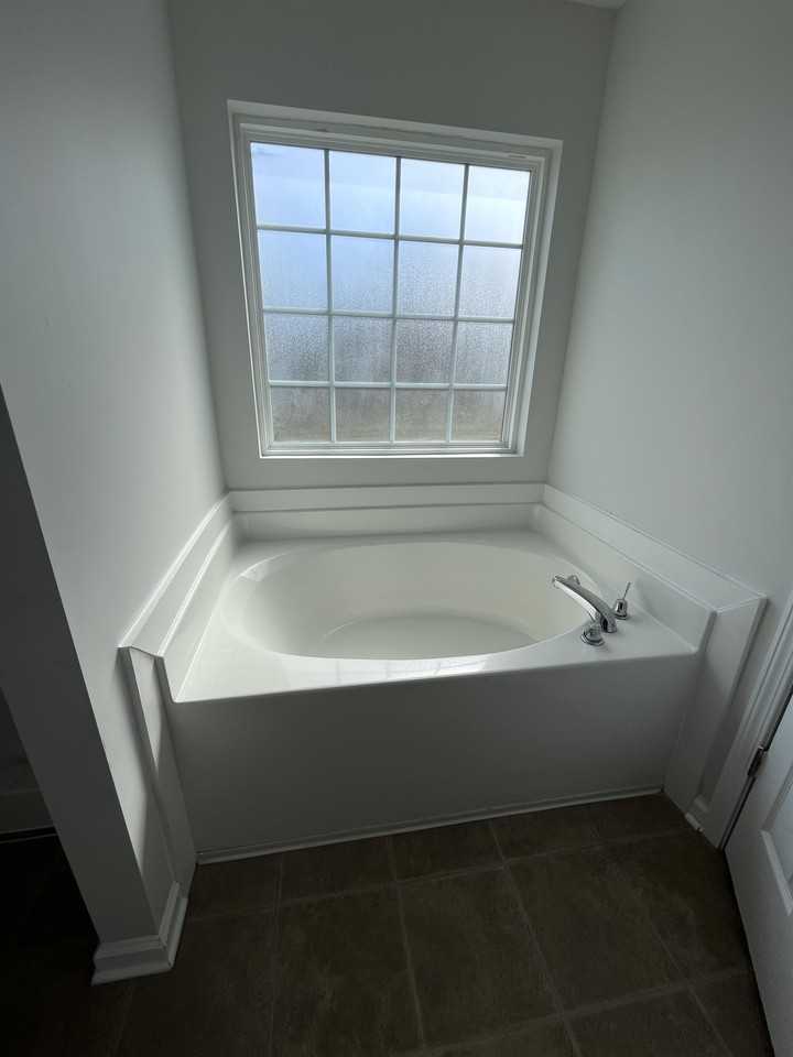 206 N Bridgeport Dr #1 - Photo 7 of 9