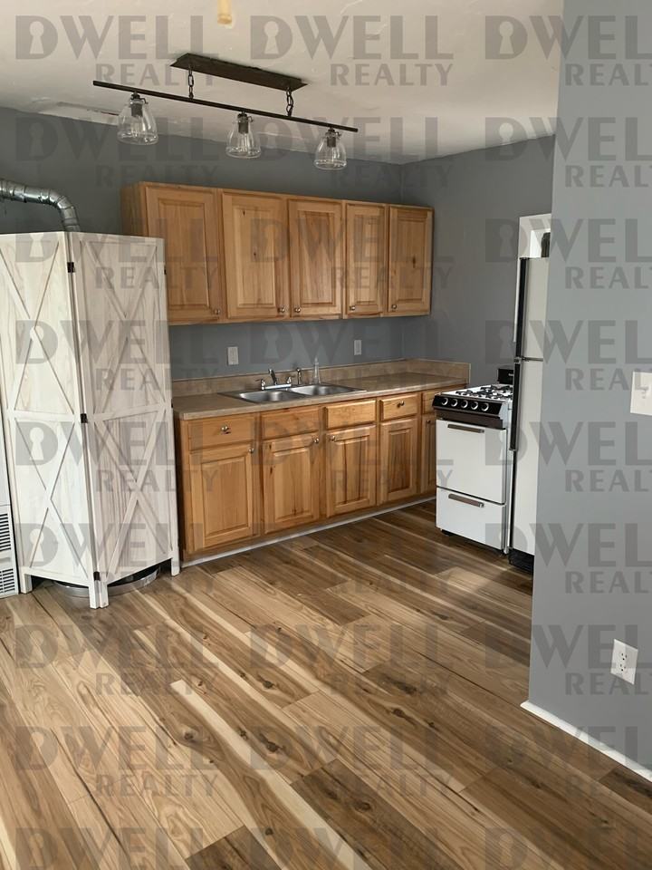 16 Waltham Ave #1 - Photo 6 of 10