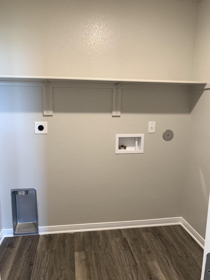 1329 Aurora Grove Bnd #1 - Photo 7 of 20