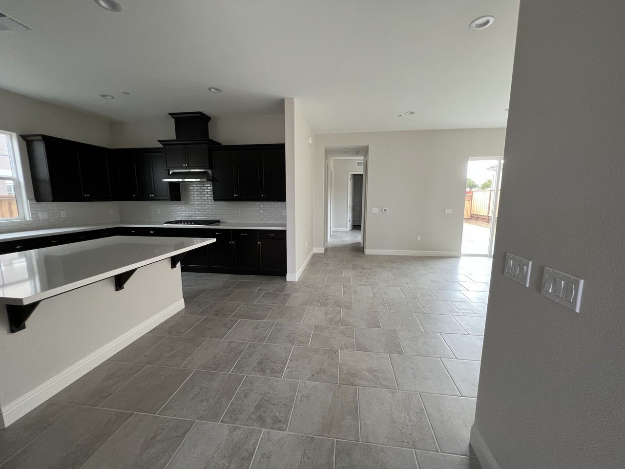 594 Santa Lucia Way #1 - Photo 6 of 26
