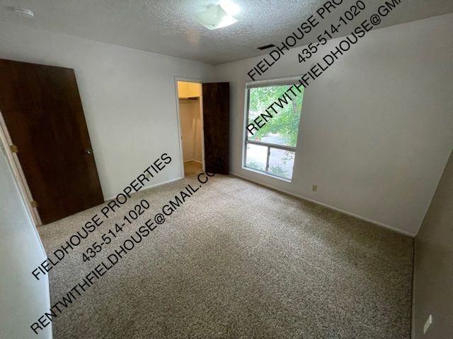 69 1/2 N 200 W #3 - Photo 4 of 11