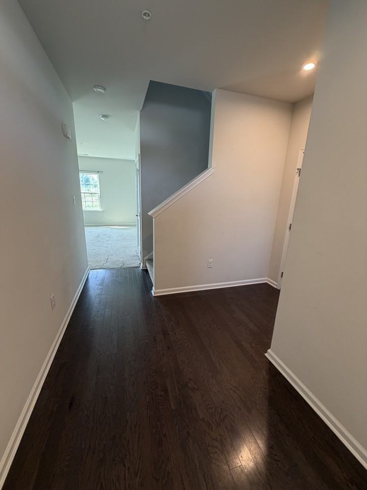 9518 Royal Tern Dr #1 - Photo 4 of 23